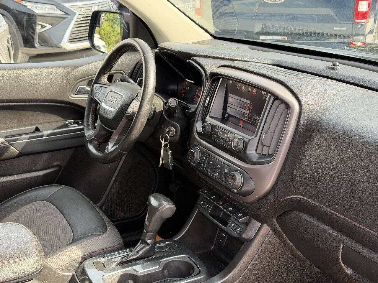 Used 2016 GMC Canyon SLE w/ All Terrain Package AWD/4WD image 9