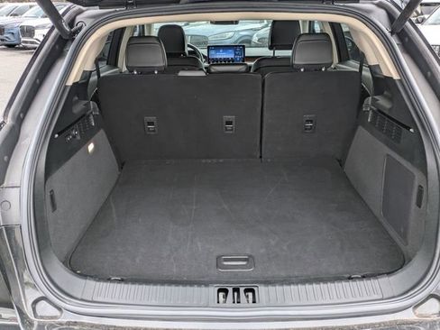 Certified 2022 Lincoln Nautilus Reserve w/ Equipment Group 201A image 9