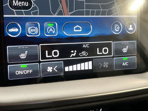 Used 2025 Subaru Outback Limited AWD/4WD image 16