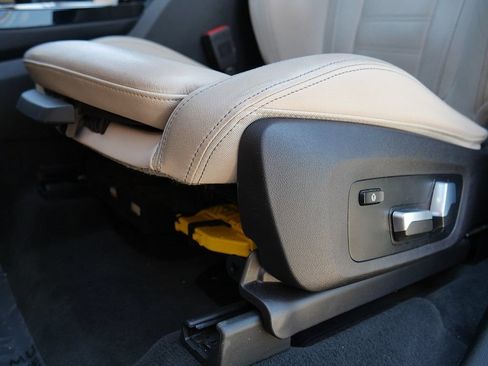 Used 2019 BMW X3 xDrive30i w/ Driving Assistance Package AWD/4WD image 12