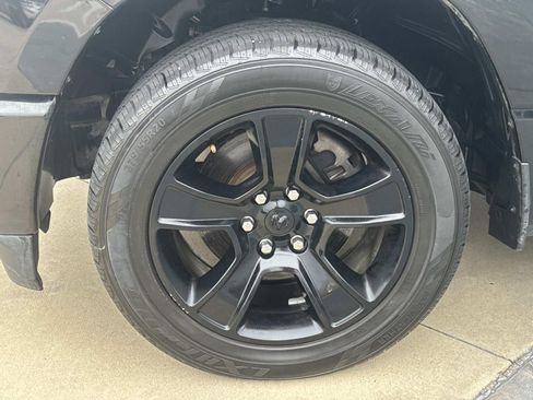 Used 2022 RAM 1500 Big Horn RWD image 4