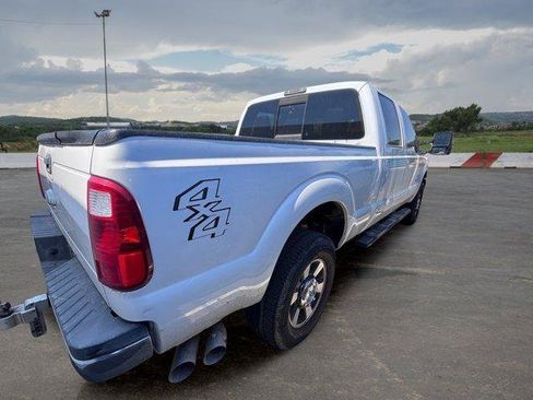 Used 2015 Ford F250 Lariat w/ Lariat Ultimate Package AWD/4WD image 3