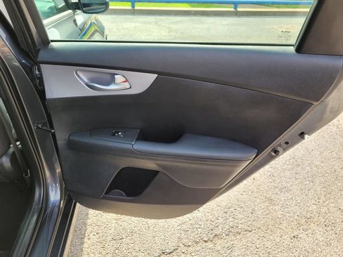 Used 2024 Kia Forte LXS FWD image 10