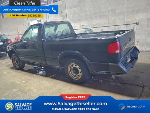 Used 1996 Chevrolet S10 Pickup 2WD Regular Cab image 3