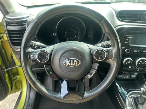 Used 2015 Kia Soul ! image 14