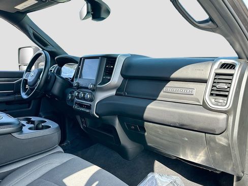 Used 2024 RAM 2500 Big Horn image 26