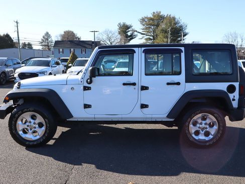 Used 2016 Jeep Wrangler Unlimited Sport image 8