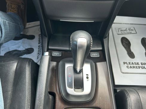 Used 2013 Honda Crosstour EX-L image 26