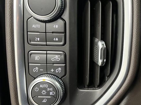 Used 2021 GMC Sierra 1500 Denali w/ Denali Ultimate Package image 29