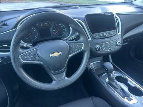 Used 2024 Chevrolet Malibu LT image 22