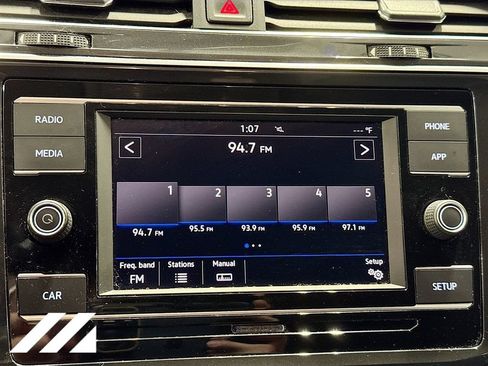 Used 2018 Volkswagen Tiguan S w/ 3rd Row Seat Package AWD/4WD image 15
