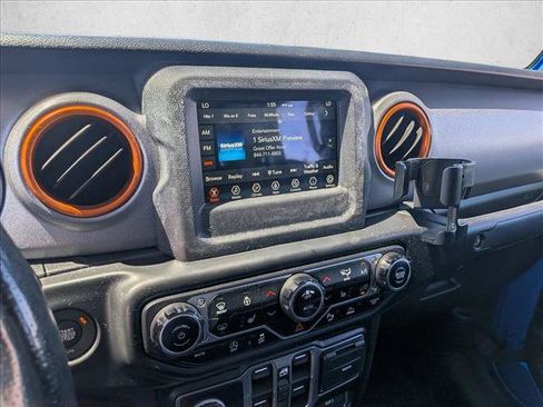 Used 2020 Jeep Gladiator Mojave w/ LED Lighting Group AWD/4WD image 13