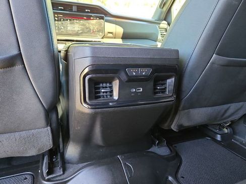 Used 2024 GMC Sierra 1500 AT4 w/ Technology Package AWD/4WD image 35