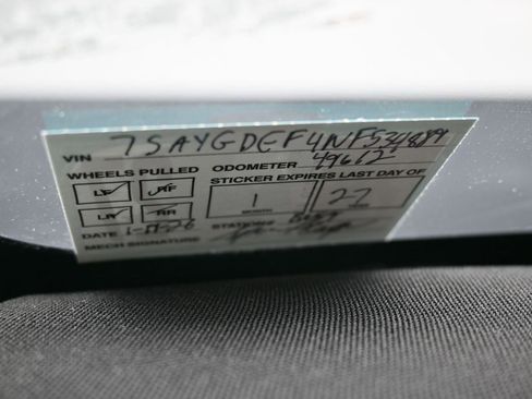 Used 2022 Tesla Model Y Performance image 11