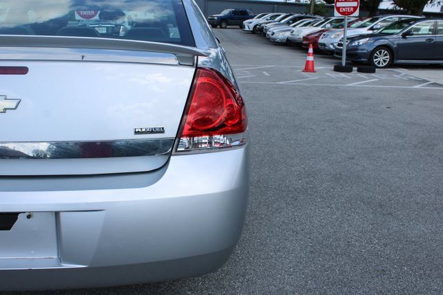 Used 2009 Chevrolet Impala LS FWD image 37