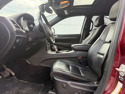 Used 2021 Jeep Grand Cherokee Limited AWD/4WD image 5