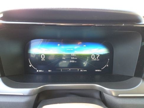 Used 2023 Kia Sorento SX image 4