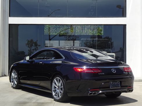 Used 2020 Mercedes-Benz S 560 4MATIC Coupe image 4