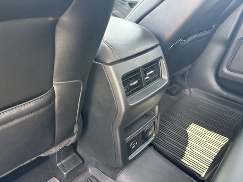 Used 2021 Ford Edge SEL w/ Convenience Package FWD image 18