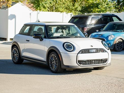 Used 2025 MINI Cooper S image 3