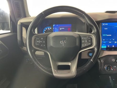 Used 2022 Ford Bronco Wildtrak image 8