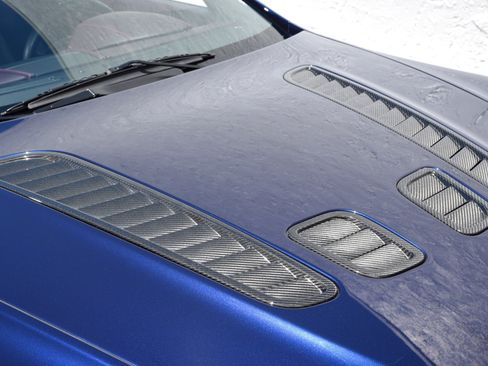 Used 2011 Aston Martin V12 Vantage Coupe RWD image 30