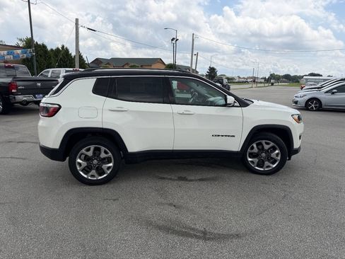 Used 2018 Jeep Compass Limited w/ Navigation Group AWD/4WD image 7