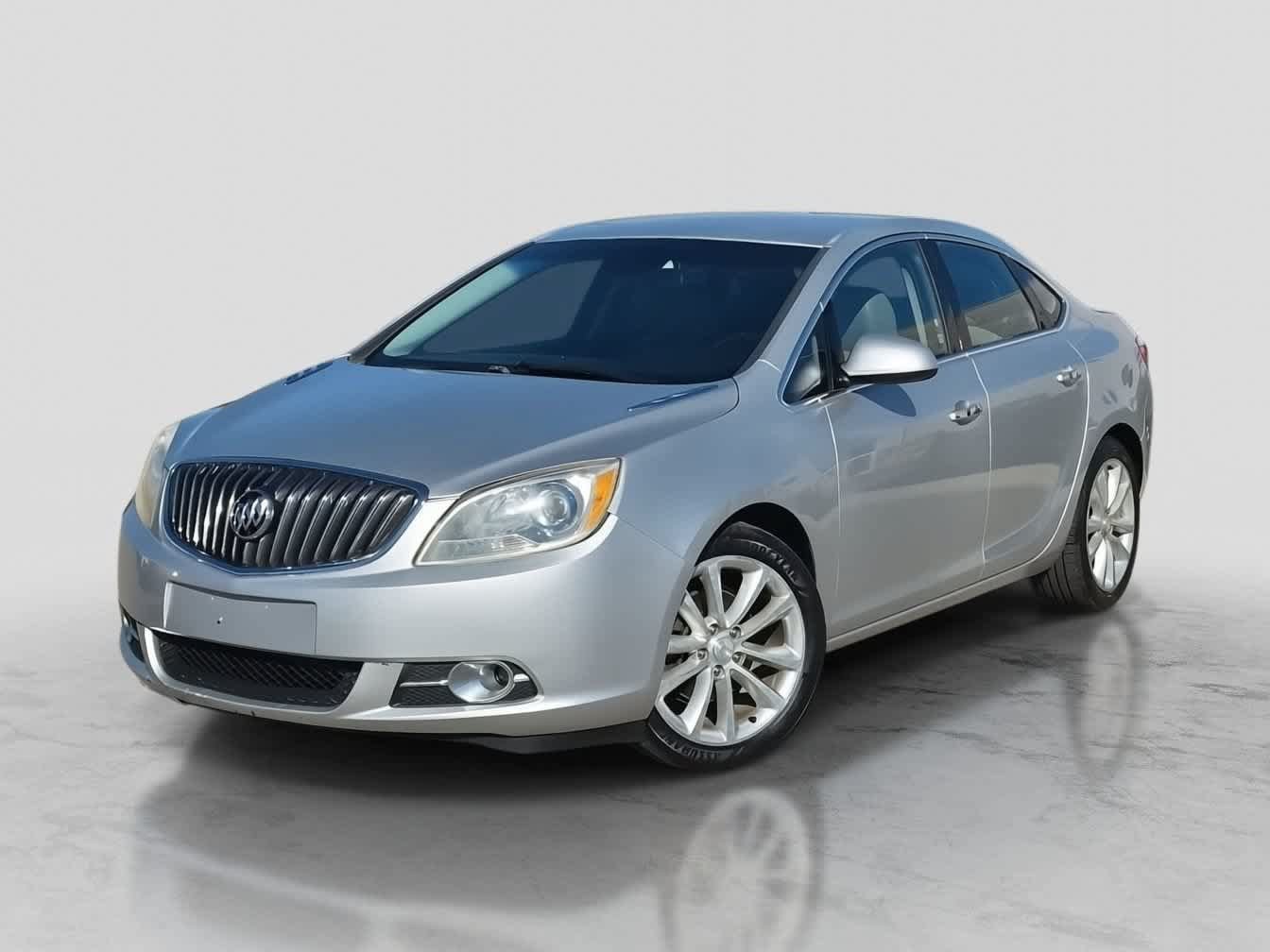 Used 2013 Buick Verano FWD image 1