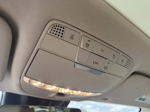 Certified 2022 Mercedes-Benz GLC 300 image 25