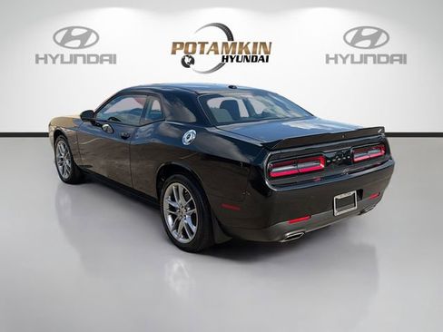Used 2022 Dodge Challenger GT image 7