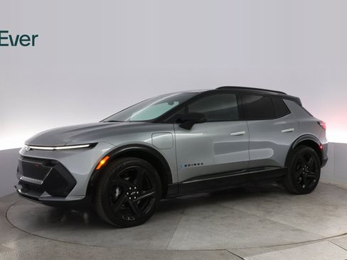 Used 2024 Chevrolet Equinox EV RS image 15