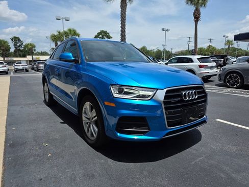 Used 2017 Audi Q3 2.0T Premium w/ Convenience Package AWD/4WD image 5