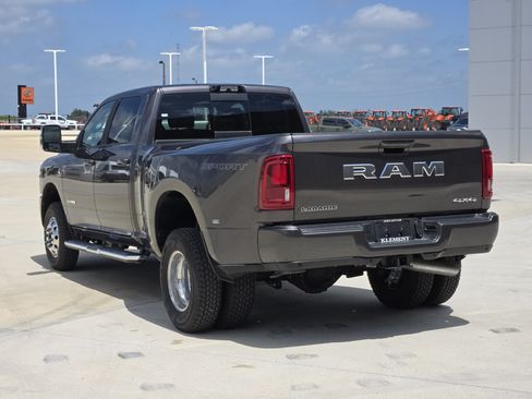 New 2026 RAM 3500 Laramie w/ Sport Appearance Package AWD/4WD image 4