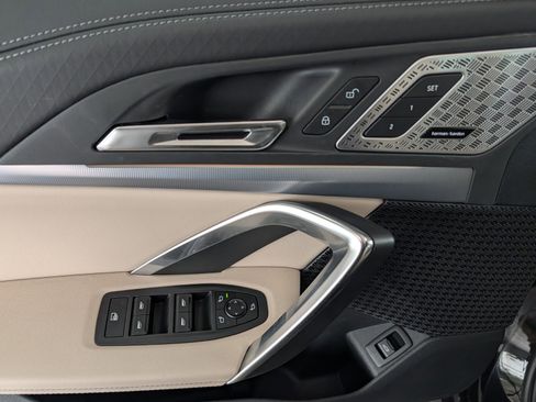 Used 2025 BMW X2 xDrive28i w/ Convenience Package image 13