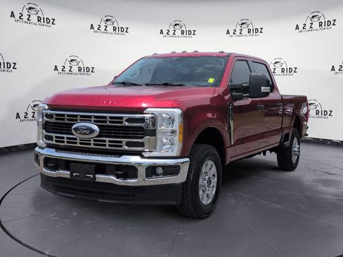 Used 2023 Ford F250 XLT w/ FX4 Off-Road Package AWD/4WD image 3