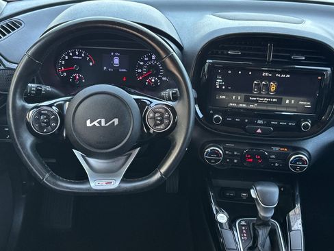 Used 2022 Kia Soul GT-Line FWD image 14