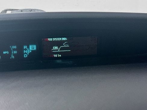 Used 2014 Toyota Prius Four image 15