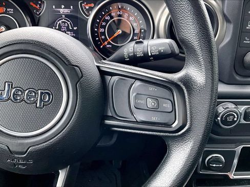 Used 2020 Jeep Wrangler Unlimited Sport AWD/4WD image 12