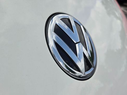 Used 2013 Volkswagen Beetle 2.5 FWD image 8