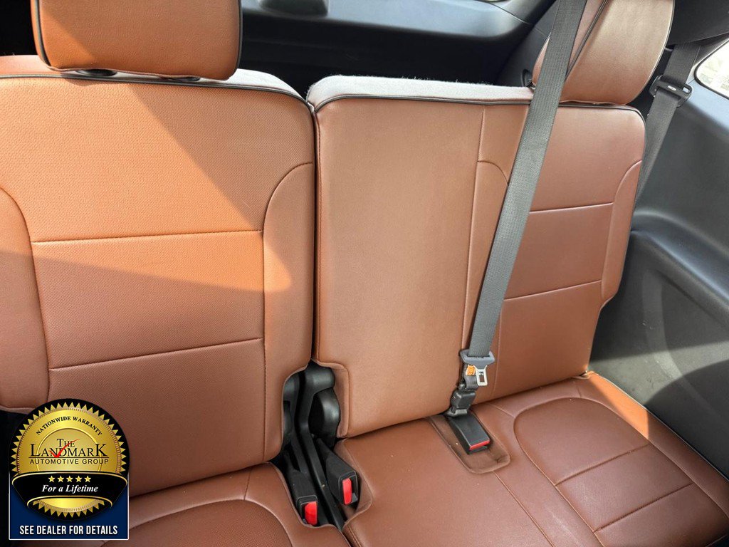 Used 2019 Chevrolet Traverse High Country w/ LPO, Floor Liner Package AWD/4WD image 19