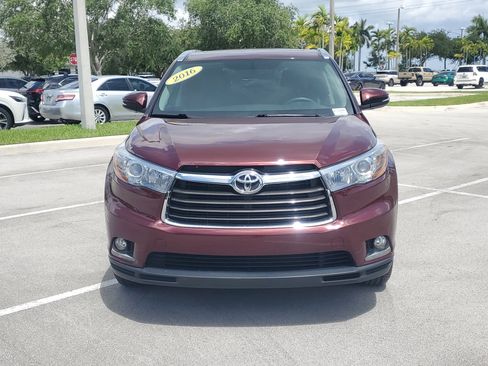 Used 2016 Toyota Highlander Limited AWD/4WD image 8