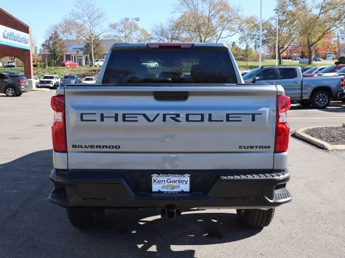 Used 2025 Chevrolet Silverado 1500 Custom Trail Boss w/ Dark Appearance Package image 32