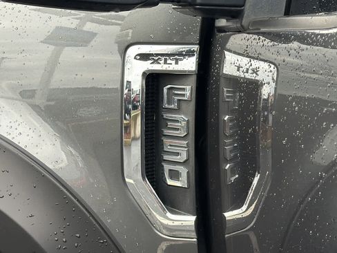 Used 2019 Ford F350 XLT w/ XLT Value Package image 28