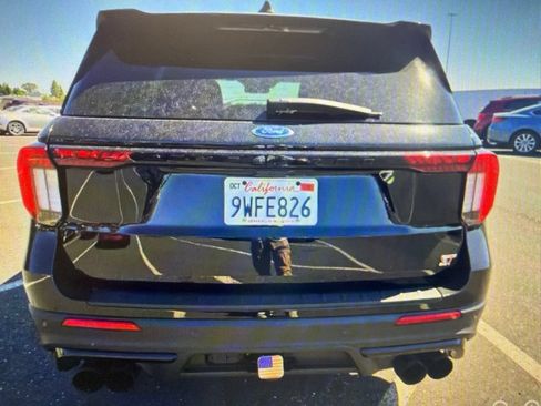 Used 2025 Ford Explorer ST w/ Sun And Sound Package AWD/4WD image 4