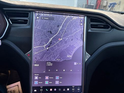 Used 2017 Tesla Model S 90D image 21