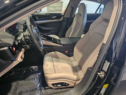 New 2025 Porsche Panamera 4 image 23