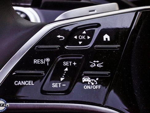 Used 2024 Mercedes-Benz E 350 4MATIC Sedan image 22