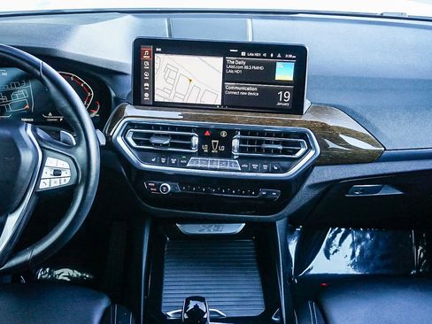 Used 2023 BMW X3 sDrive30i w/ Premium Package image 15