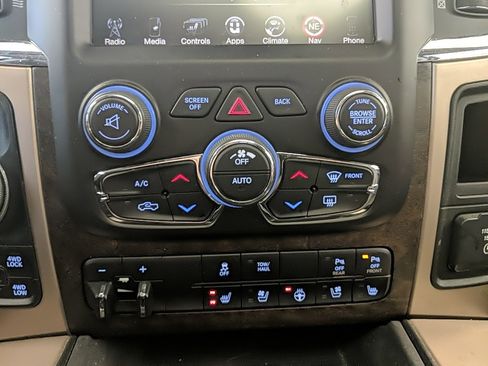 Used 2016 RAM 1500 Laramie Longhorn w/ Convenience Group image 23