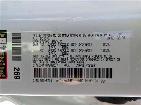 Certified 2024 Toyota Tacoma SR5 AWD/4WD image 23